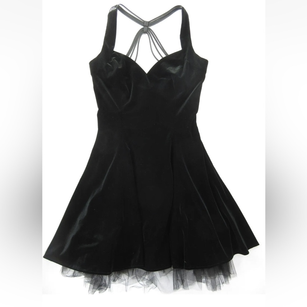 Betsy & Adam By Linda Bernell‎ Black velvet fit & flare party/formal dress. NWT!